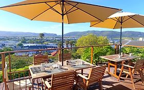 Guinea Fowl Lodge - Lagoon & Heads View B&B, Central Knysna